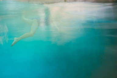 Человек плавающий