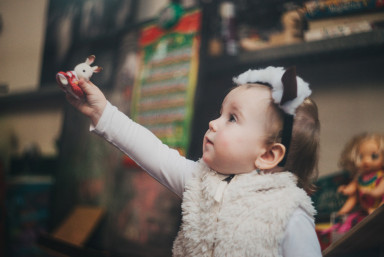 От года до двух: самые нужные игрушки для малышей