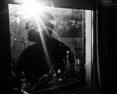 Побыть одному