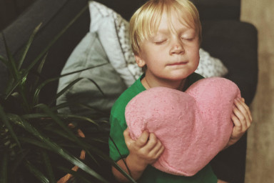 Можно я для тебя пока побуду маленьким?