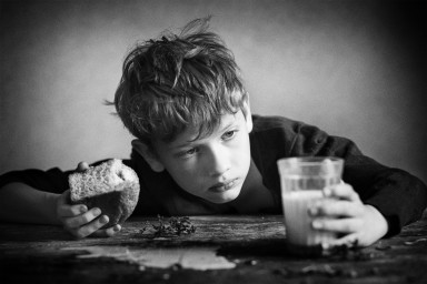 Как научить ребенка не отвлекаться во время учебы