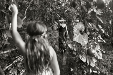 Что ты делала, бабуля, в годы юности своей?