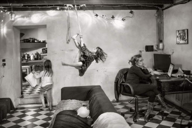 Может, маме позвоним? 