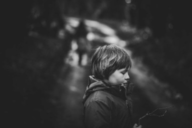 Стеснительный ребенок