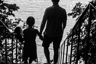 Теория родительских стилей в возрастной психологии: что это такое и чем отличается от теории привязанности