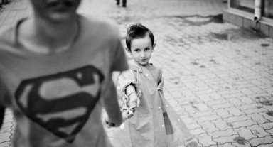 Итоги недели: почему родители  любят работать, чем полезны бездельники и кто плачет из-за чистоты