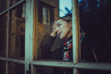 Помощница главного прыгуна