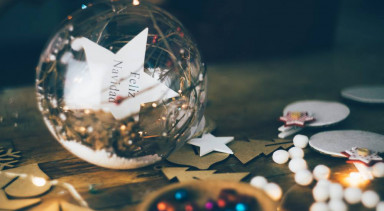 Вытаскиваем елочные иголки из ступни и… радуемся!