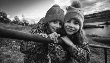 Братья и сестры: как обойтись без сравнений