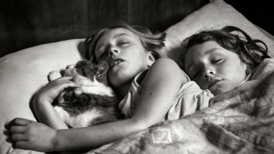 Самая большая ошибка в воспитании двоих и более детей