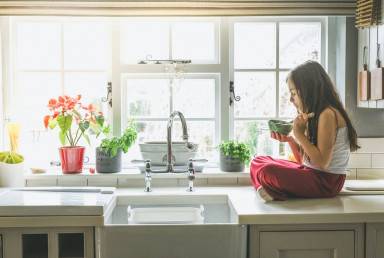 Пребиотики и пробиотики: что это такое и зачем они нужны в рационе ребенка