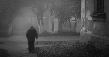 Все ж свои. Чего церемониться?