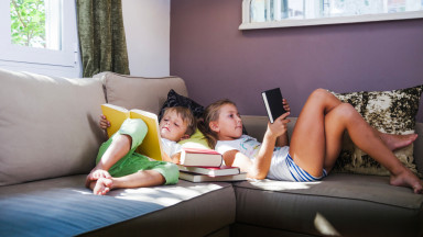 Что почитать на каникулах детям от 3 до 12 лет: выбор эксперта