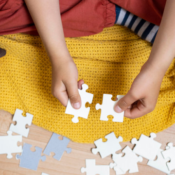 Подозрение на аутизм у ребенка: куда обращаться? 