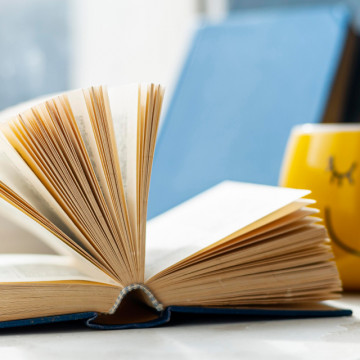 Что делать, если ребенку трудно учить стихи: разбираем причины с психологом