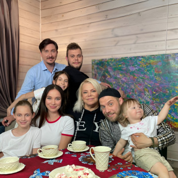 Аудиосказки для детей: путешествие в мир новогодних историй и Рождества