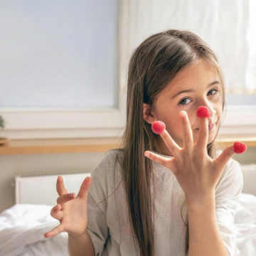 Спрашивали? Отвечаем: ребенок грызет ногти