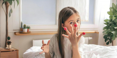 Спрашивали? Отвечаем: ребенок грызет ногти