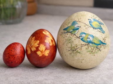 Пасха: вместе с детьми красим яйца перепелиные, куриные и страусиные!